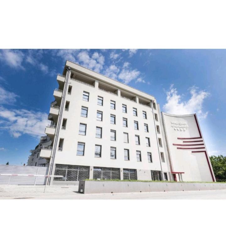 Wing Club Dajana Aparthotel Jagodina Exteriör bild
